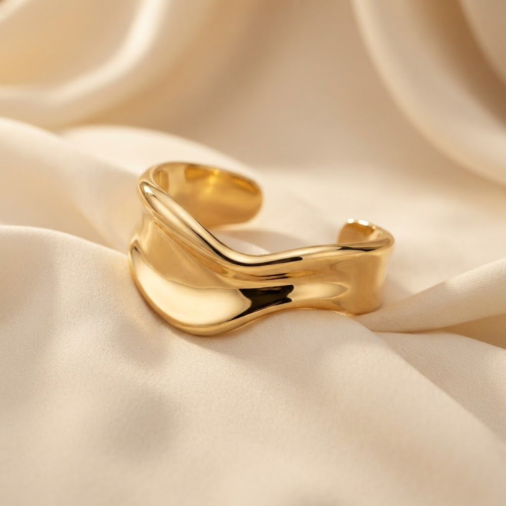 Onda Gold Cuff